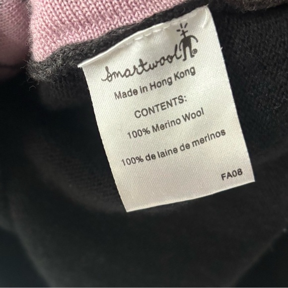 SmartWool 1/4 Zip Pullover Black with Pink Swirls 100% Merino Wool Outdoor - Picture 9 of 9
